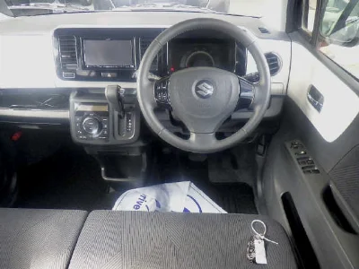 SUZUKI MRWAGON