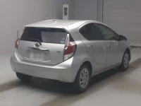 Цена авто Toyota Aqua с аукционов Японии, номер кузова NHP10, пробег 51 000, оценка 8