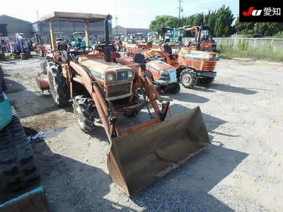 KUBOTA KUBOTA