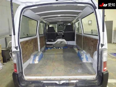 NISSAN CARAVAN