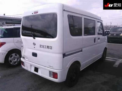 NISSAN CLIPPER VAN