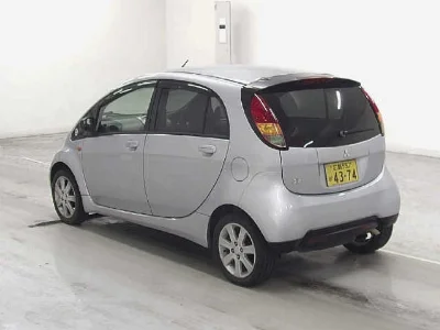 MITSUBISHI I