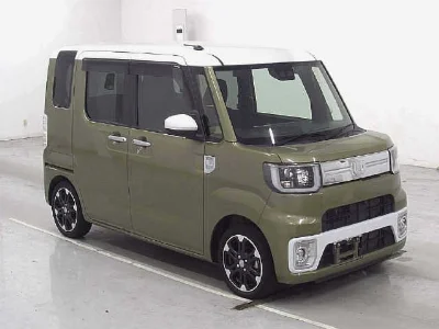 DAIHATSU WAKE
