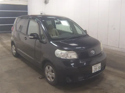 TOYOTA PORTE