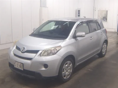 TOYOTA IST