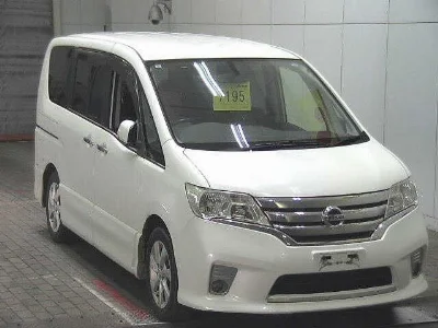 NISSAN SERENA