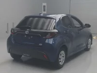 Цена авто Toyota Yaris с аукционов Японии, номер кузова MXPH10, пробег 110 000, оценка 4