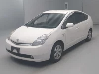 Цена авто Toyota Prius с аукционов Японии, номер кузова NHW20, пробег 250 000, оценка 7