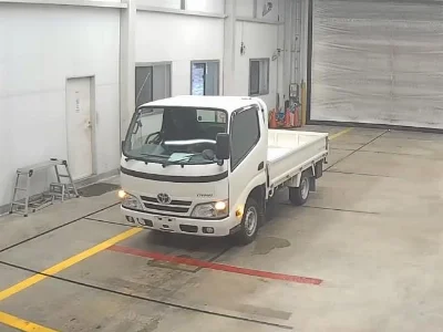 TOYOTA DYNA