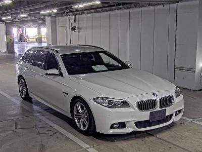 BMW 5 SERIES