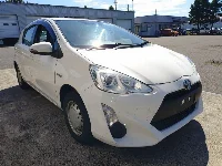 Цена авто Toyota Aqua с аукционов Японии, номер кузова NHP10, пробег 201 000, оценка 2