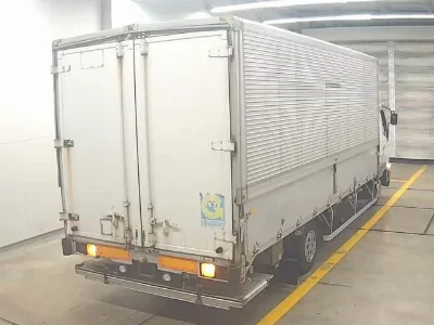 MITSUBISHI FUSO FIGHTER