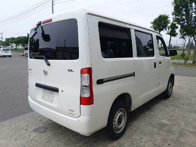 TOYOTA TOWN ACE VAN