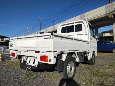 NISSAN CLIPPER TRUCK