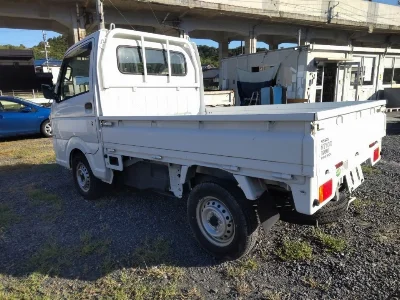 NISSAN CLIPPER TRUCK