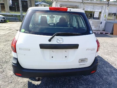MAZDA FAMILIA