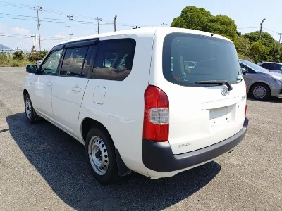 TOYOTA SUCCEED