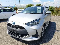 Цена авто Toyota Yaris с аукционов Японии, номер кузова MXPH10, пробег 115 000, оценка 8