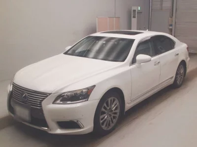 LEXUS LS