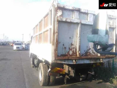 MITSUBISHI CANTER