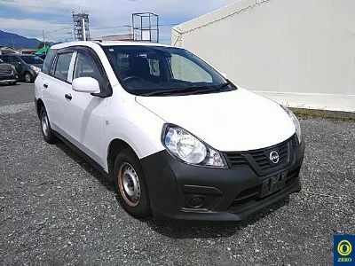 NISSAN AD