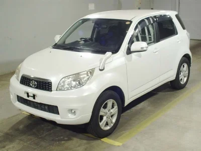 TOYOTA RUSH
