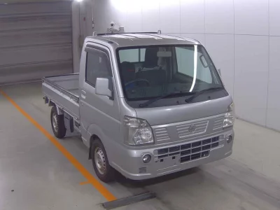 NISSAN CLIPPER TRUCK