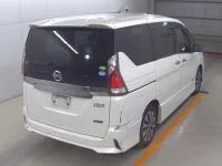 Цена авто Nissan Serena с аукционов Японии, номер кузова GFC27, пробег 163 000, оценка 2