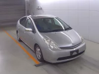 Цена авто Toyota Prius с аукционов Японии, номер кузова NHW20, пробег 148 000, оценка 6
