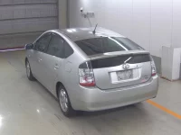 Цена авто Toyota Prius с аукционов Японии, номер кузова NHW20, пробег 148 000, оценка 6