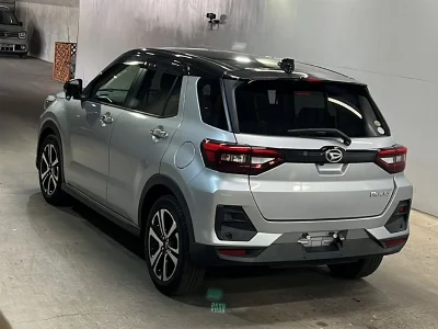 DAIHATSU ROCKY
