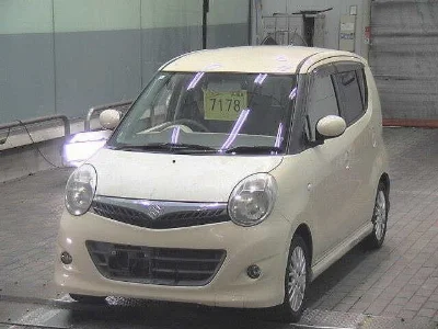 SUZUKI MRWAGON