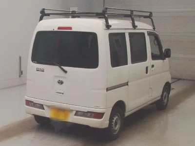 TOYOTA PIXIS VAN