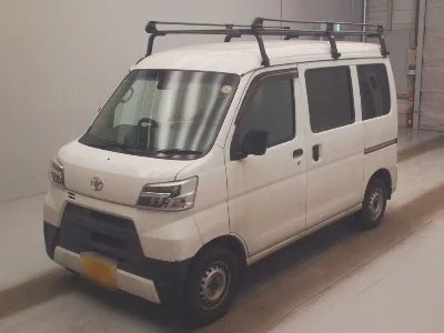 TOYOTA PIXIS VAN