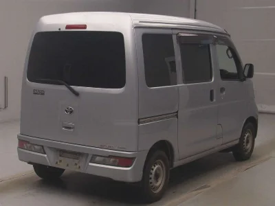 TOYOTA PIXIS VAN