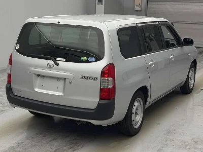 TOYOTA SUCCEED