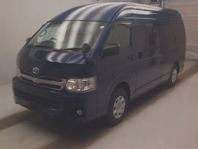TOYOTA REGIUS VAN