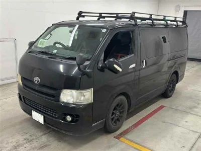 TOYOTA REGIUS VAN