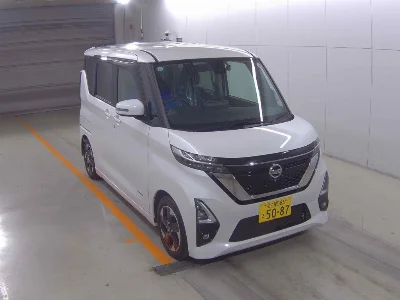 NISSAN ROOX