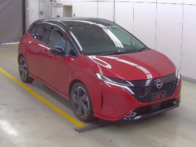 NISSAN AURA
