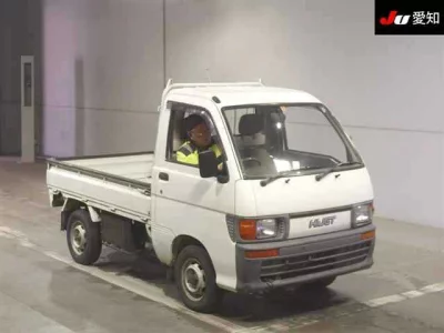 DAIHATSU HIJET TRUCK
