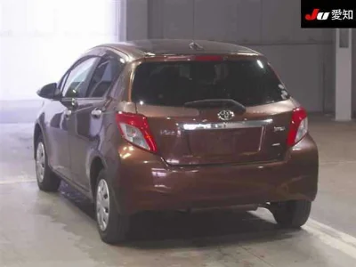 TOYOTA VITZ