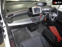 Цена авто Honda Freed с аукционов Японии, номер кузова GP3, пробег 216 000, оценка 2