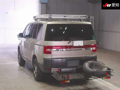 MITSUBISHI DELICA D5