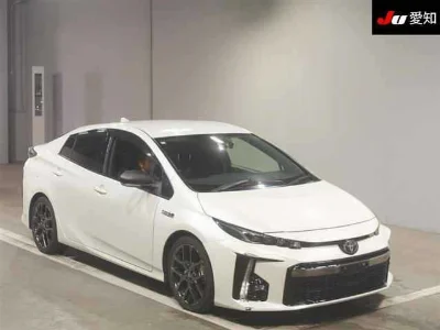 TOYOTA PRIUS PHV