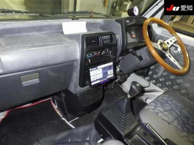 MITSUBISHI MINICAB TRUCK