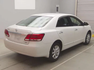 TOYOTA PREMIO