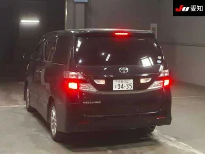 TOYOTA VELLFIRE