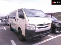 Цена авто Toyota HiAce Van с аукционов Японии, номер кузова KDH206V, пробег 398 000, оценка 20
