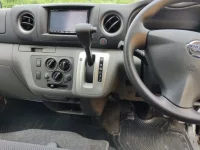 Цена авто Nissan NV350 Caravan с аукционов Японии, номер кузова VW6E26, пробег 52 000, оценка 8